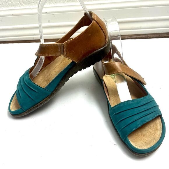 NAOT Papaki Koru Leather Sandals - Picture 3 of 16